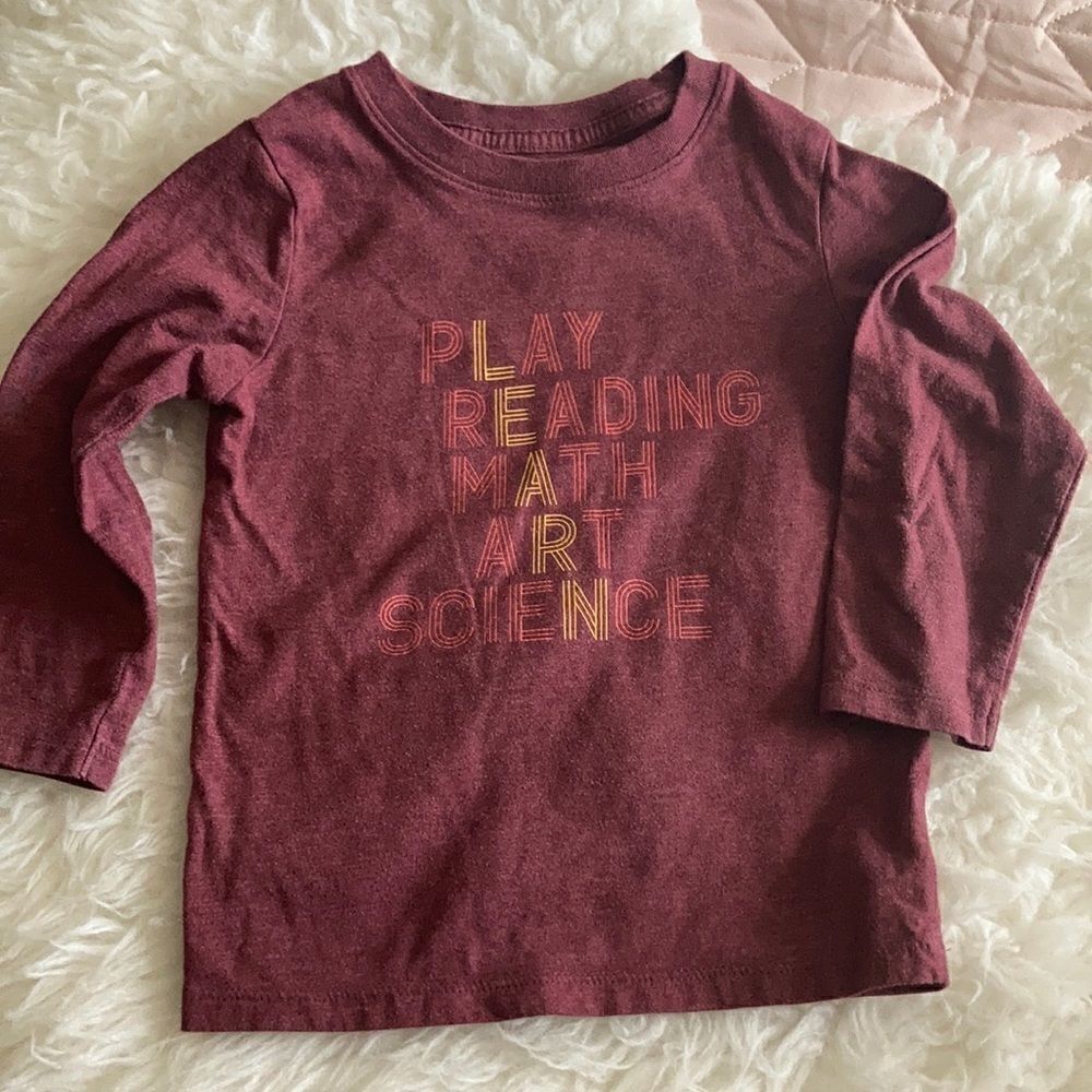 Cat & Jack maroon T-shirt 